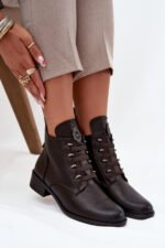 Batai modelis 201242 Step in style