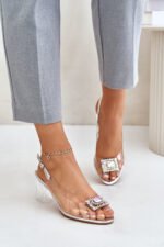 Sandalai su kulnu modelis 215721 Step in style