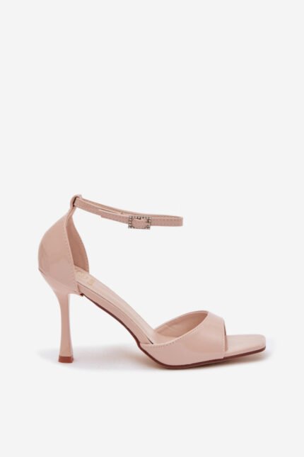 Sandalai su kulnu modelis 222258 Step in style