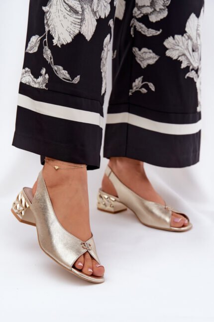 Sandalai su kulnu modelis 211358 Step in style