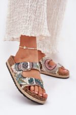 Šlepetės modelis 212592 Step in style