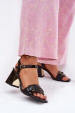 Sandalai su kulnu modelis 215347 Step in style