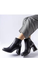 Batai su kulnu modelis 205849 Solea - Image 2