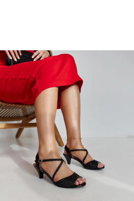 Sandalai su kulnu modelis 207503 Solea