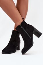 Batai su kulnu model 222972 Step in style